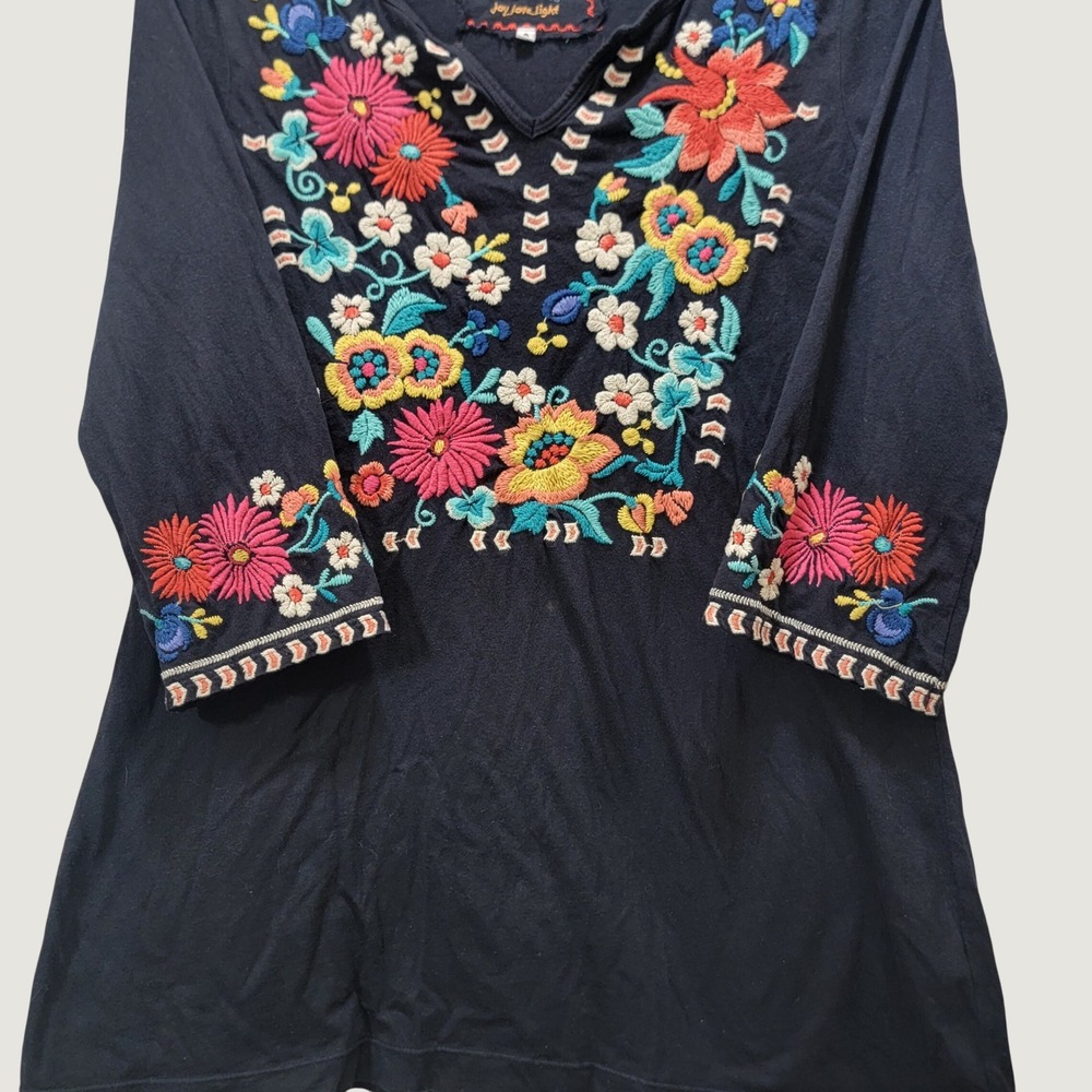 JW Los Angeles Johnny Was Black Floral Embroidered Boho V-Neck Top S 3/4 Sleeve - Picture 5 of 11